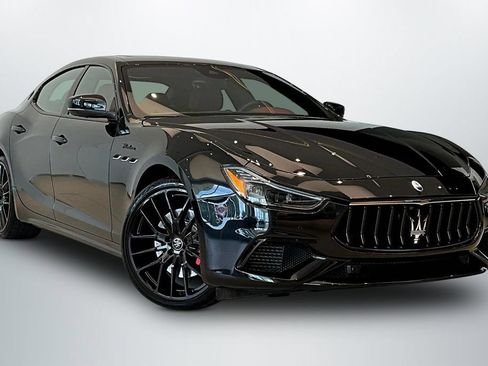 Used 2023 Maserati Ghibli Modena RWD image 1