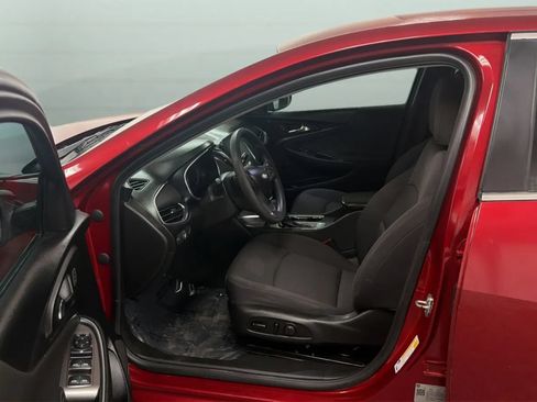 Used 2021 Chevrolet Malibu LT FWD image 19