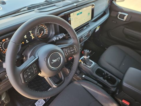 New 2026 Jeep Wrangler Rubicon image 19