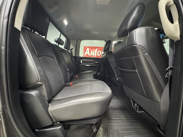 Used 2015 RAM 2500 Laramie AWD/4WD image 17