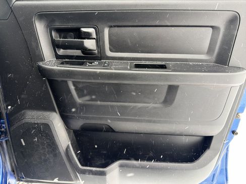 Used 2017 RAM 2500 Tradesman w/ Chrome Appearance Group image 28