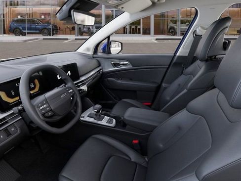 New 2026 Kia Sportage EX image 17