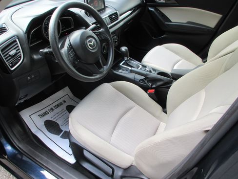 Used 2016 MAZDA MAZDA3 i Sport image 9