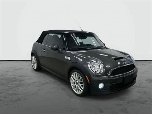 Used 2015 MINI Cooper S image 6