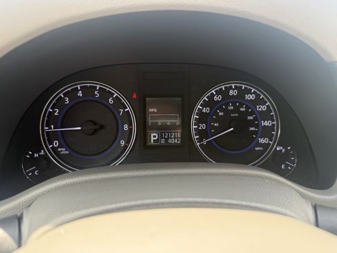 Used 2011 INFINITI G37 x Sedan w/ Premium Pkg AWD/4WD image 13