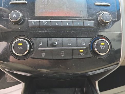 Used 2015 Nissan Altima 2.5 S w/ Special Edition Package image 30