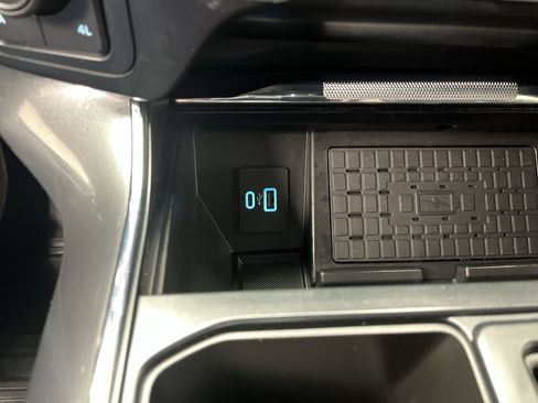 Certified 2023 Ford F150 Lariat w/ Equipment Group 502A High image 29