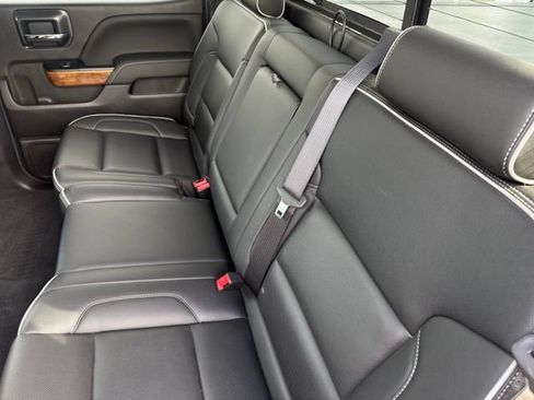 Used 2018 Chevrolet Silverado 1500 High Country AWD/4WD image 9