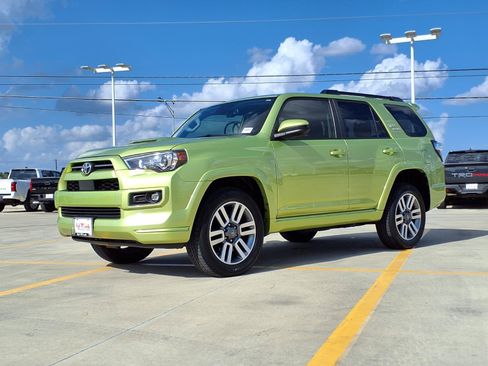 Used 2023 Toyota 4Runner TRD Sport AWD/4WD image 1