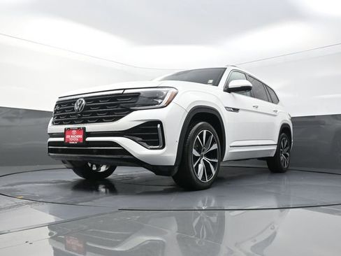 Used 2024 Volkswagen Atlas SEL Premium R-Line AWD/4WD image 42