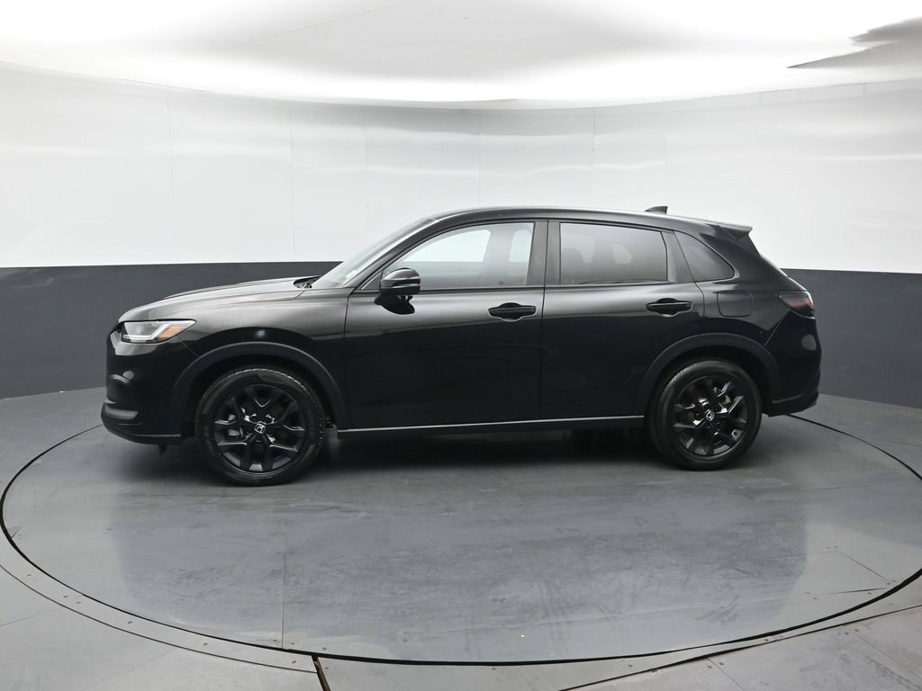 Used 2025 Honda HR-V Sport image 2