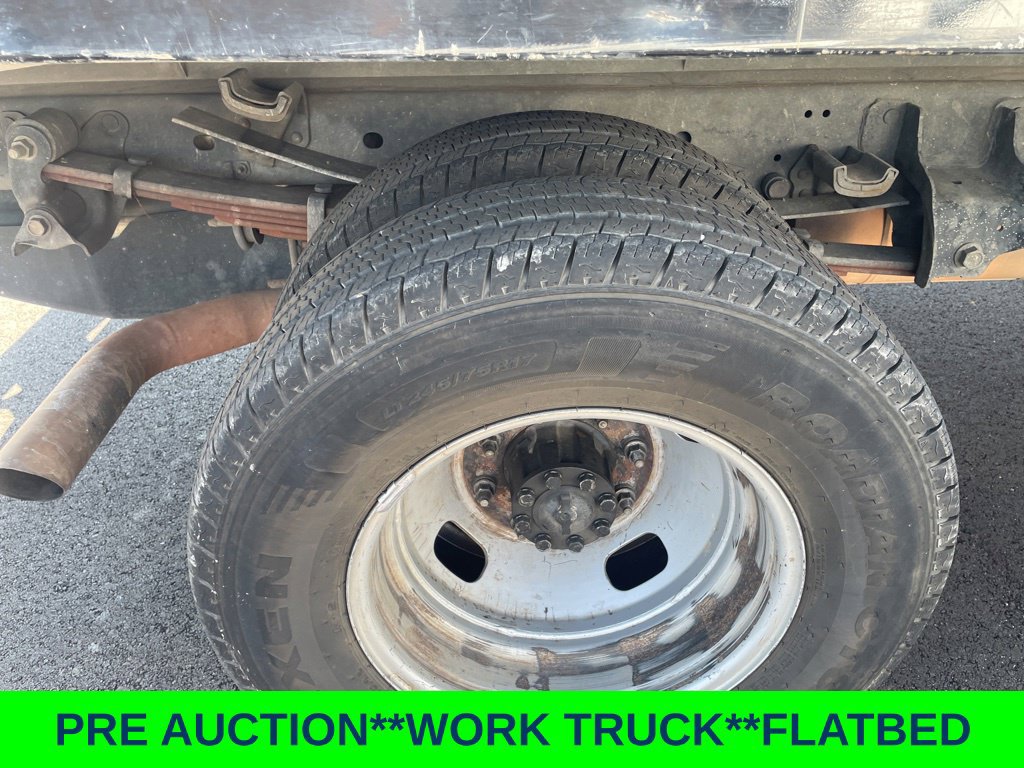 Used 2019 Ford F350 XL w/ Power Equipment Group RWD image 8