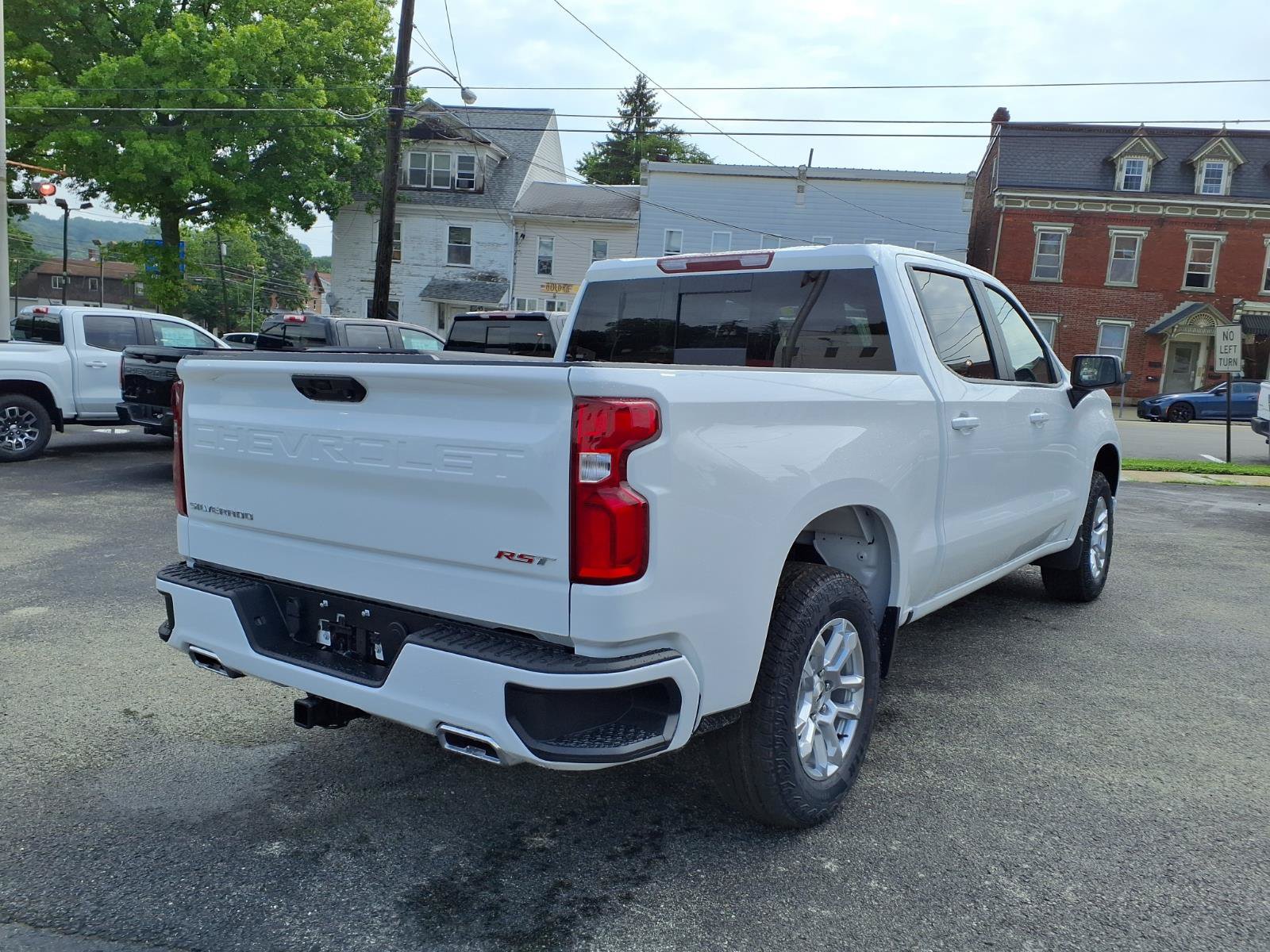 New 2026 Chevrolet Silverado 1500 RST w/ Convenience Package II AWD/4WD image 4