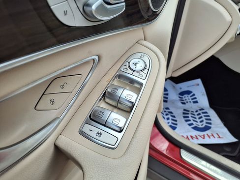 Used 2021 Mercedes-Benz GLC 300 4MATIC image 22