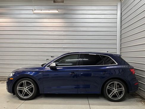 Used 2018 Audi SQ5 Premium Plus w/ Navigation Package image 6