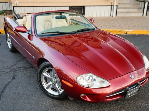 Used 1997 Jaguar XK8 Convertible RWD image 3