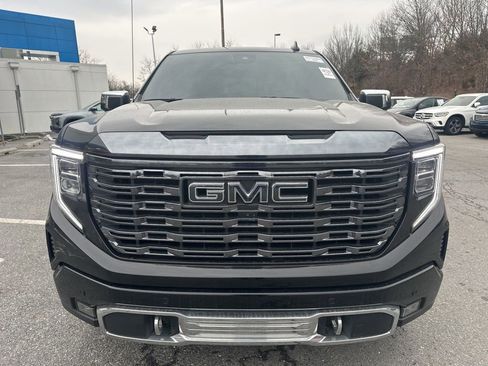 Used 2024 GMC Sierra 1500 Denali Ultimate image 2