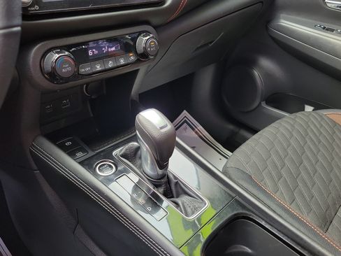 Certified 2023 Nissan Kicks SR FWD image 27