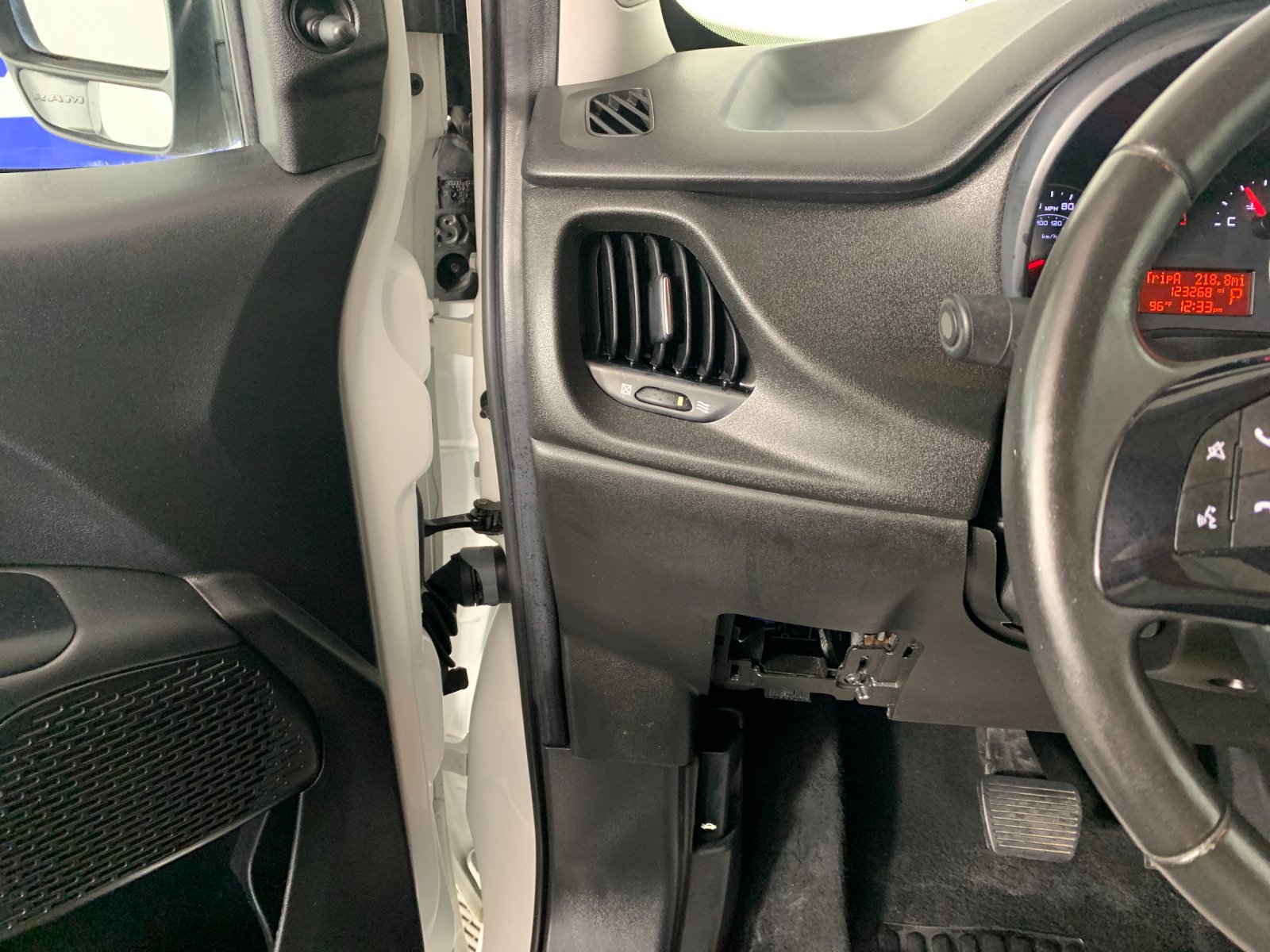 Used 2022 RAM ProMaster City Tradesman FWD image 16