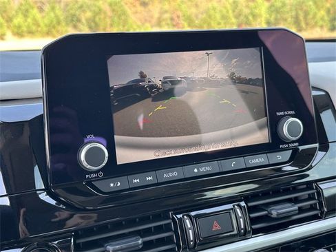 New 2025 Nissan Pathfinder SV image 24