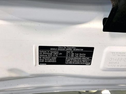 Used 2022 Volvo S60 B5 Inscription AWD/4WD image 32