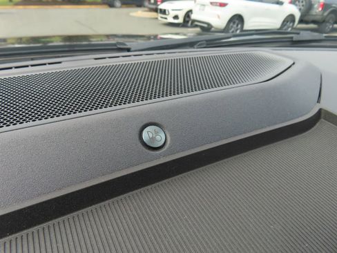 Used 2024 Ford F150 Lightning Platinum image 25