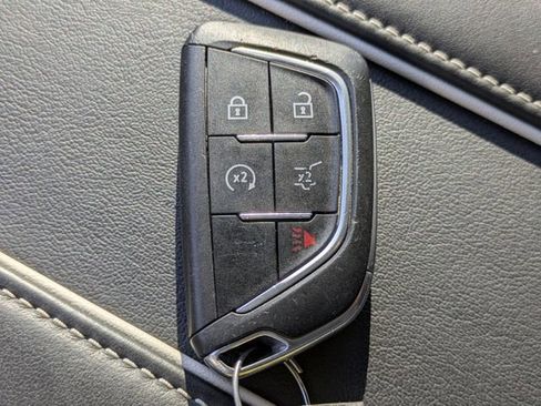 Used 2023 Cadillac Escalade Sport Platinum w/ LPO, ONYX Package image 30