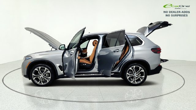 Used 2025 BMW X5 sDrive40i w/ Parking Assistance Package RWD image 15