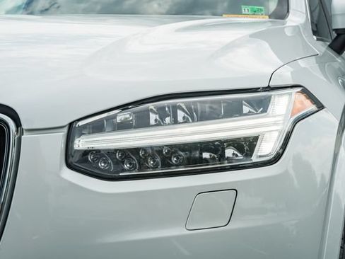 Used 2021 Volvo XC90 T6 Inscription w/ Protection Package Premier AWD/4WD image 13