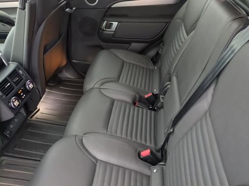 New 2026 Land Rover Discovery Limited Edition image 20