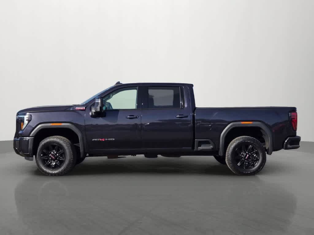 Used 2026 GMC Sierra 2500 AT4 AWD/4WD image 3