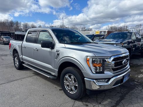 Used 2022 Ford F150 XLT w/ Equipment Group 302A High AWD/4WD image 4