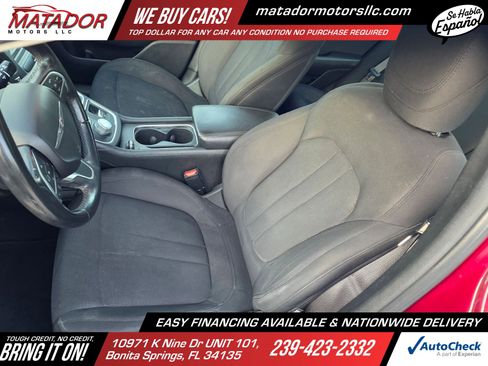 Used 2015 Chrysler 200 Limited w/ Convenience Group FWD image 11