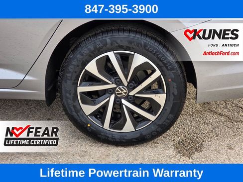 Used 2024 Volkswagen Jetta S image 11