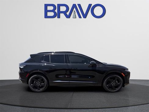 New 2025 Chevrolet Equinox EV RS w/ Convenience Package II image 4