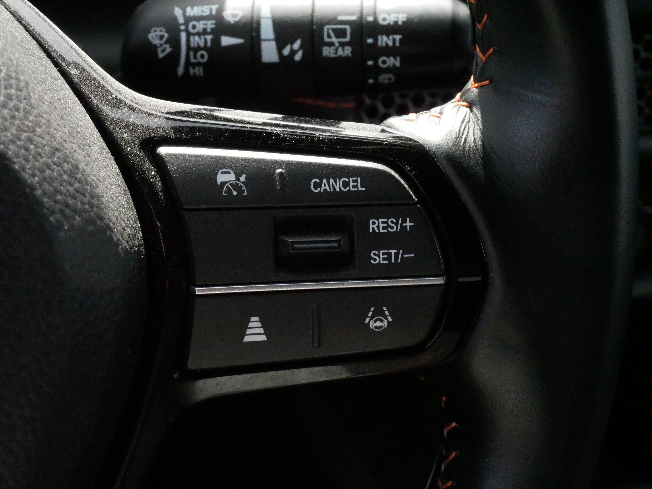 Certified 2025 Honda HR-V Sport image 25
