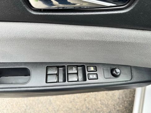 Used 2012 Nissan Sentra 2.0 S image 15