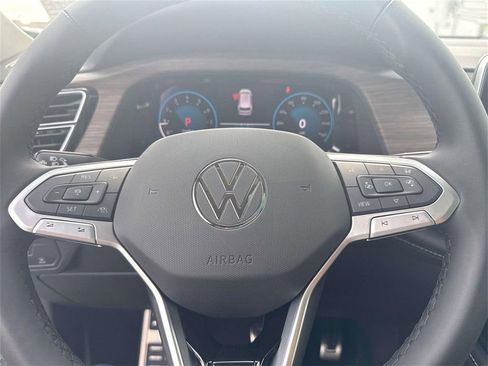 New 2026 Volkswagen Atlas SEL Premium R-Line AWD/4WD image 16