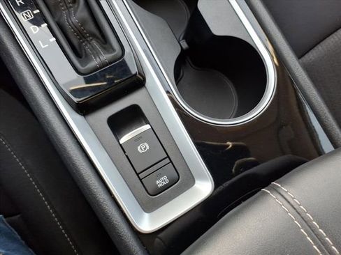 Used 2022 Nissan Altima 2.5 SV w/ SV Premium Package image 26