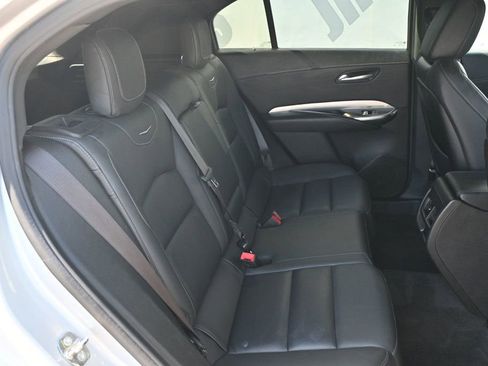 Used 2022 Cadillac XT4 Premium Luxury w/ Safety Alert Package image 17