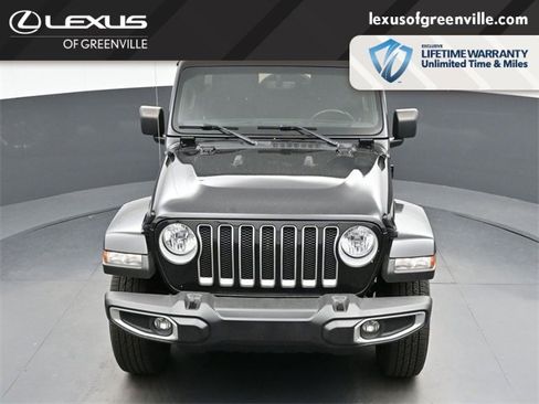 Used 2022 Jeep Wrangler Unlimited Sahara image 17