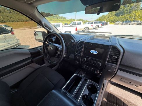 Used 2017 Ford F150 XL w/ Equipment Group 101A Mid AWD/4WD image 7