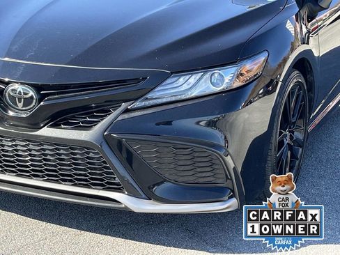 Used 2022 Toyota Camry XSE image 10