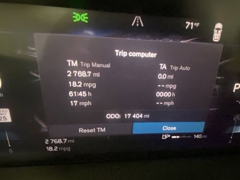 Certified 2024 Volvo XC90 B6 Ultimate w/ Protection Package Premier image 17