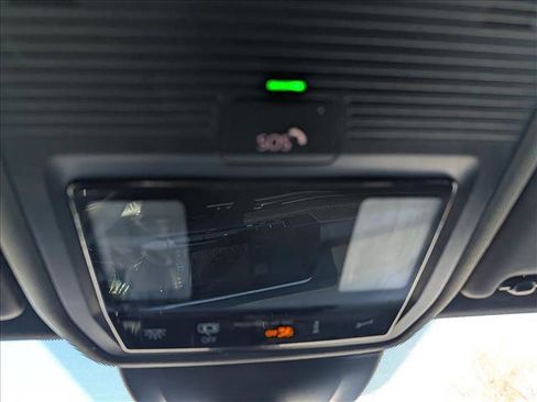 Used 2023 Volkswagen Golf 20th Anniversary Edition image 36