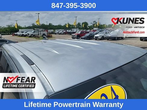 Used 2024 Toyota Tacoma SR5 AWD/4WD image 12