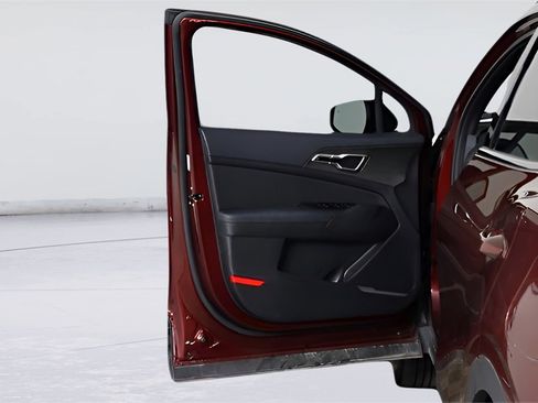 Used 2025 Kia Sportage X-Line image 33