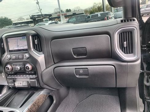 Used 2022 GMC Sierra 2500 Denali w/ Denali Ultimate Package AWD/4WD image 30