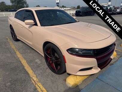 Used 2017 Dodge Charger SE w/ Popular Equipment Group
