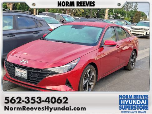 Used 2023 Hyundai Elantra SEL w/ Convenience Package FWD image 1